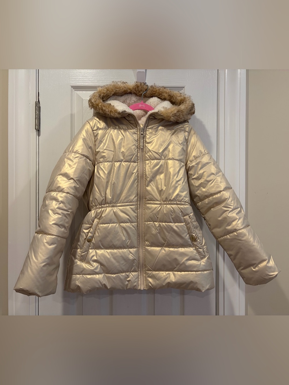 Carter’s Metallic Gold Cream Hooded Puffer Jacket with Faux Fur Trim 🤎